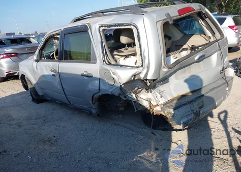 2008 Ford Escape Xlt z USA, uszkodzony, nr VIN 1FMCU03Z18KC22831